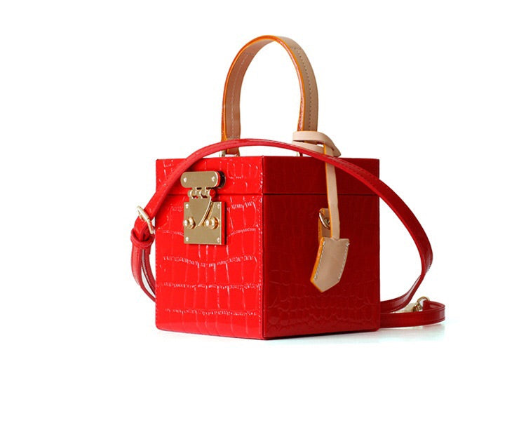 Cassia Red Bag