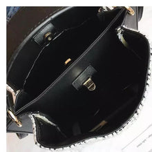 classic tweed bucket bag edgability inside view