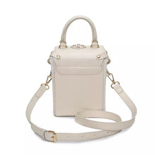 white bag box bag fur bag edgability back view