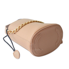 bucket bag classy bag edgability bottom view