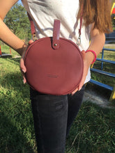 round bag sling bag red bag box bag edgability model view