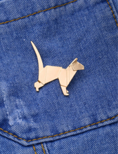 gold metal origami cat brooch model view edgability