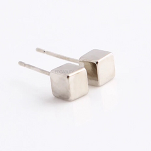 tiny cube silver earrings edgability