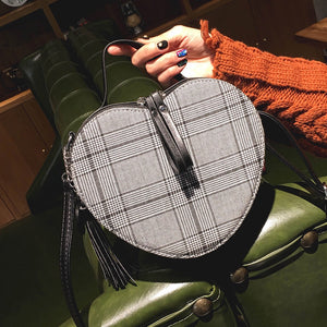 heart shaped bag checkered box bag edgability model view
