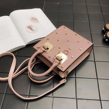 heart rivets studded bag edgability top view