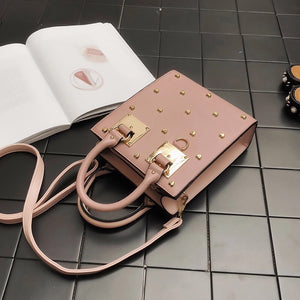 heart rivets studded bag edgability top view