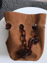 bucket bag brown bag classy bag edgability top view
