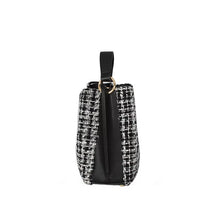 classic tweed bucket bag edgability side view