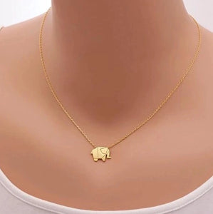 chic jewelry gold necklace minimalist style edgability
