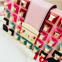 studded bag box bag trunk bag edgability detail view