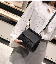 glitter bag black bag edgability model view