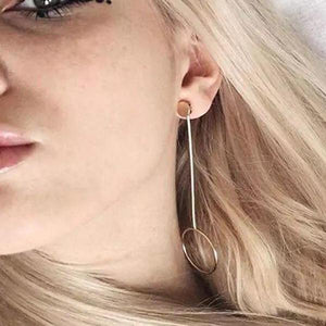 gold earrings drop earrings edgability model view
