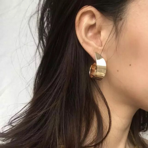 gold earrings edgy fashion jewelry edgability