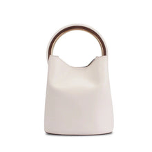 bucket bag white bag classy bag edgability front view
