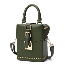 green box bag edgability angle view