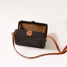 rattan bag black bag box bag edgability open view