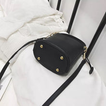 black drawstring bag bucket bag edgability bottom view
