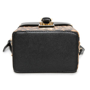 leopard bag box bag edgability bottom view