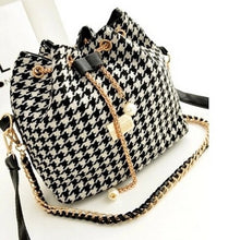 houndstooth drawstring bag bucket bag edgability front view