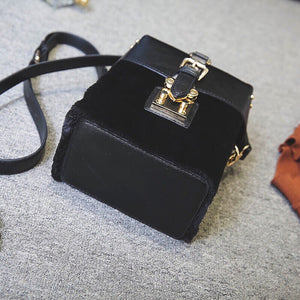 fur box bag in black sling bag edgability bottom view