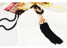 long black necklace black jewelry edgability top view