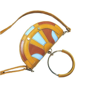 orange wristlet with hoop edgability